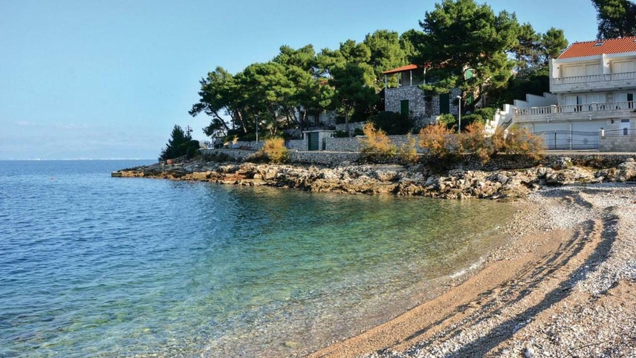 Schoenes Ferienhaus Direkt Am Meer ستومورسكا المظهر الخارجي الصورة